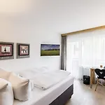 Staudacherhof In I Blick Aufs Zugspitzmassiv I Einzigartige Bayurvida Kueche Hotel 4*