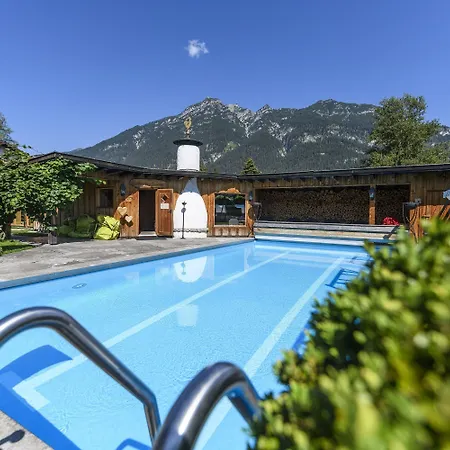 Staudacherhof In I Blick Aufs Zugspitzmassiv I Einzigartige Bayurvida Küche