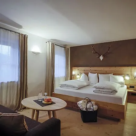 Staudacherhof In I Blick Aufs Zugspitzmassiv I Einzigartige Bayurvida Kueche 호텔