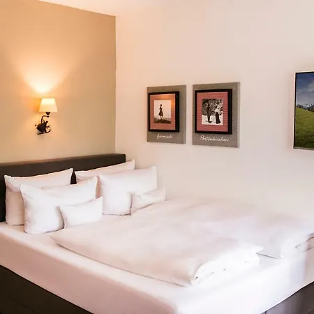 Staudacherhof In I Blick Aufs Zugspitzmassiv I Einzigartige Bayurvida Küche Hotel