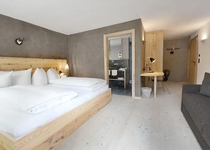 Staudacherhof In I Blick Aufs Zugspitzmassiv I Einzigartige Bayurvida Küche Garmisch-Partenkirchen
