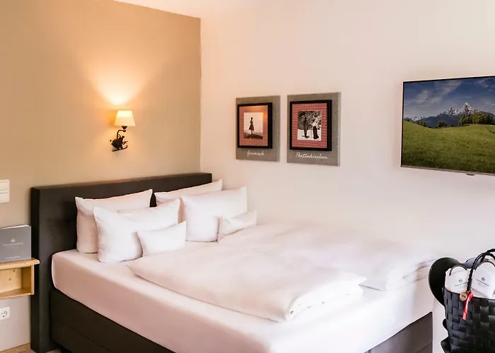 Staudacherhof In I Blick Aufs Zugspitzmassiv I Einzigartige Bayurvida Küche Hotel