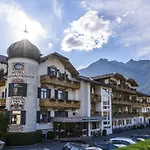 Staudacherhof In I Blick Aufs Zugspitzmassiv I Einzigartige Bayurvida Kueche 加爾米施-帕滕基興