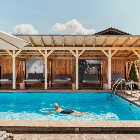 Staudacherhof In I Blick Aufs Zugspitzmassiv I Einzigartige Bayurvida Kueche Otel Garmisch-Partenkirchen
