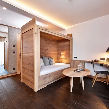 Staudacherhof In I Blick Aufs Zugspitzmassiv I Einzigartige Bayurvida Kueche Hotel Garmisch-Partenkirchen