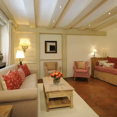 Staudacherhof In I Blick Aufs Zugspitzmassiv I Einzigartige Bayurvida Kueche Hotel Garmisch-Partenkirchen