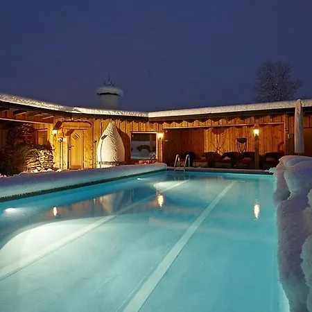 Staudacherhof In I Blick Aufs Zugspitzmassiv I Einzigartige Bayurvida Kueche Garmisch-Partenkirchen