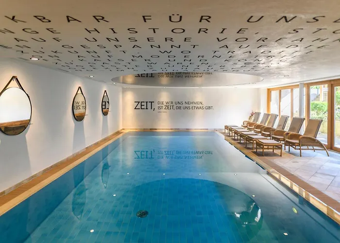Hotel Staudacherhof In I Blick Aufs Zugspitzmassiv I Einzigartige Bayurvida Kueche Garmisch-Partenkirchen